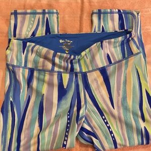 Lily Pulitzer Capris Large EUC